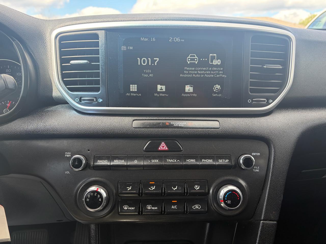 Kia Sportage LX FWD 2021