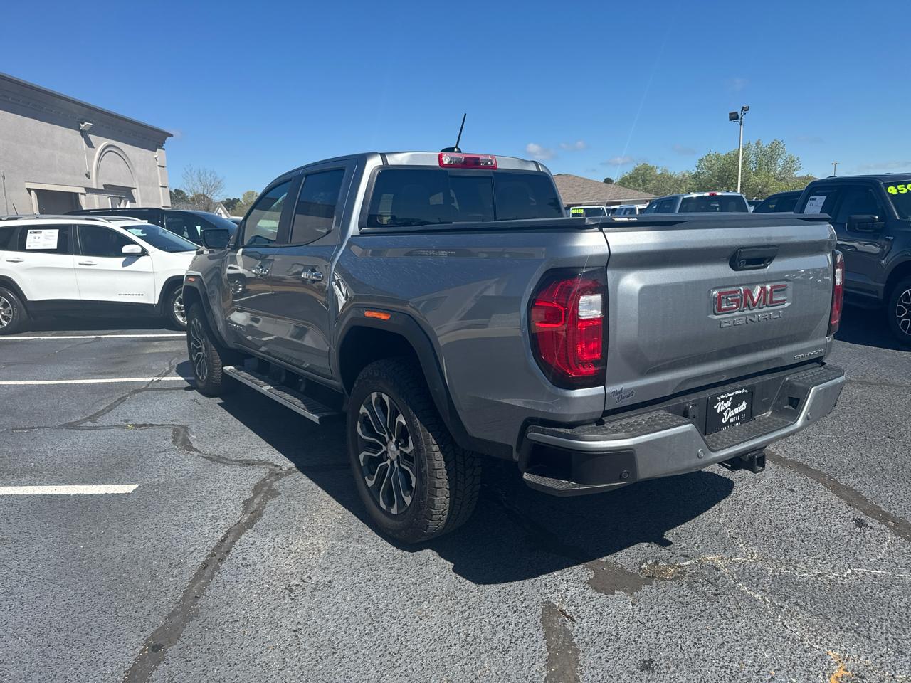 GMC Canyon Denali Crew Cab 4WD 2026
