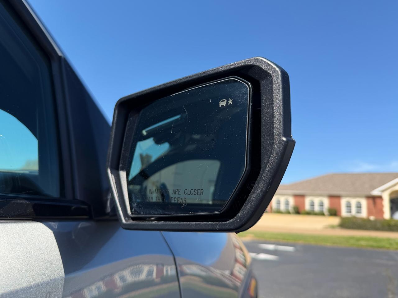 GMC Canyon Denali Crew Cab 4WD 2026