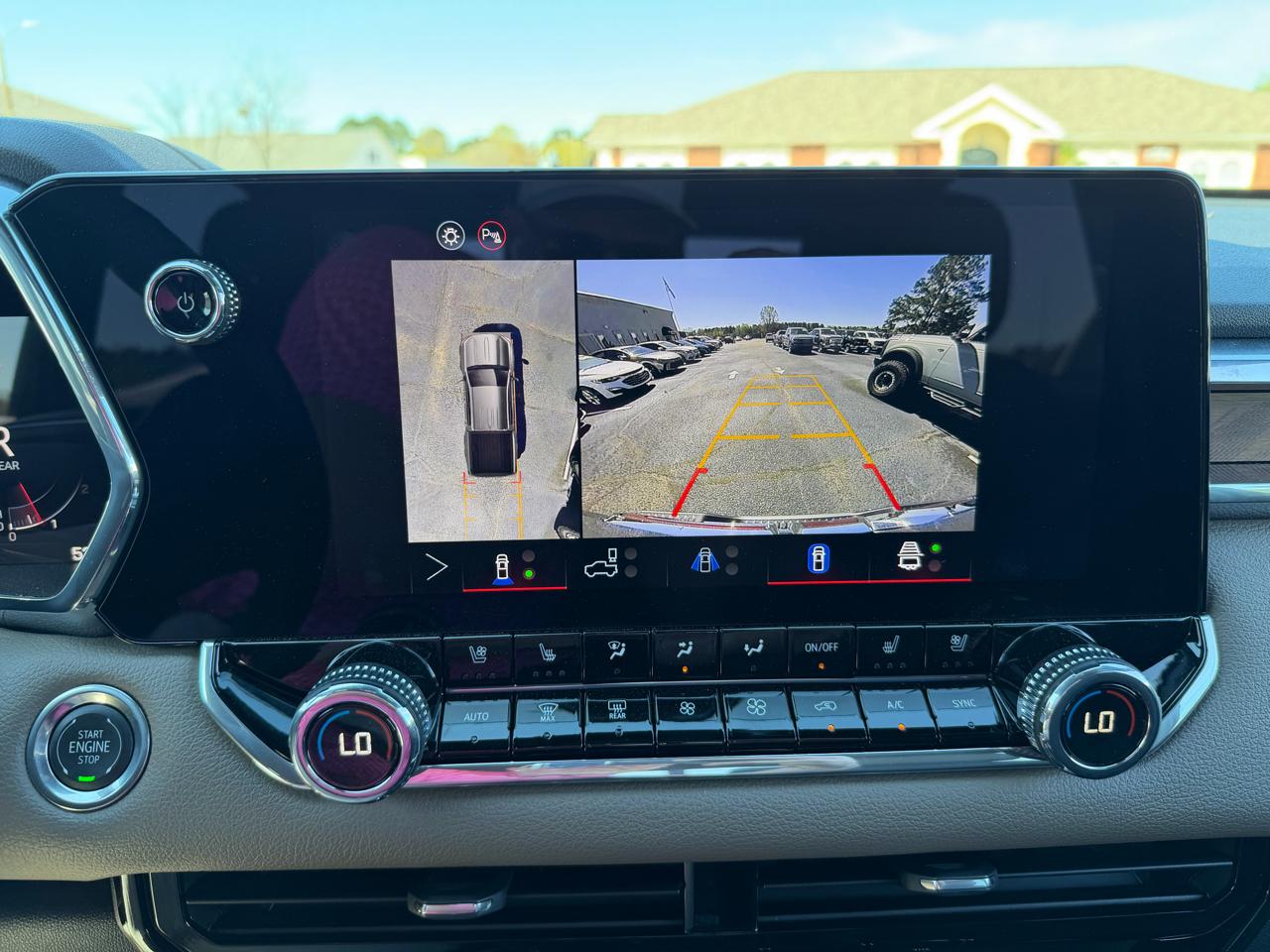 GMC Canyon Denali Crew Cab 4WD 2026