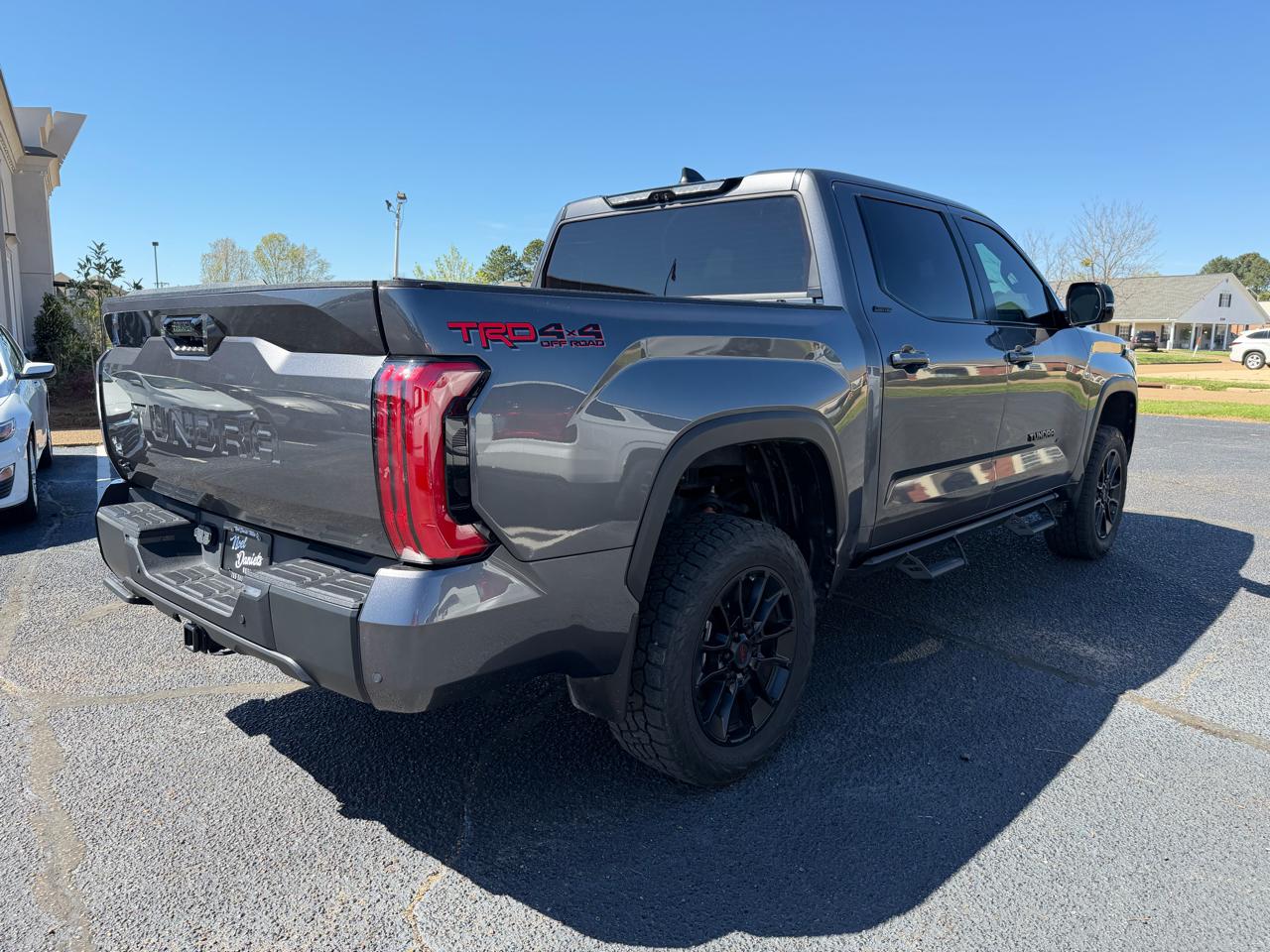 Toyota Tundra Limited CrewMax 4WD 2025