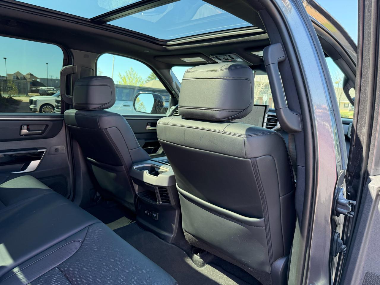 Toyota Tundra Limited CrewMax 4WD 2025