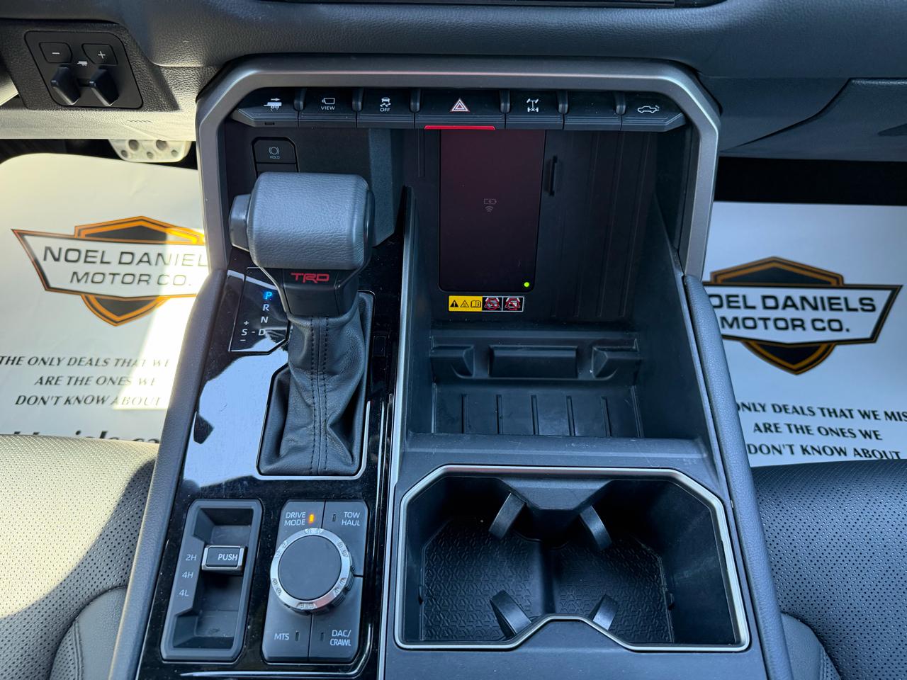 Toyota Tundra Limited CrewMax 4WD 2025