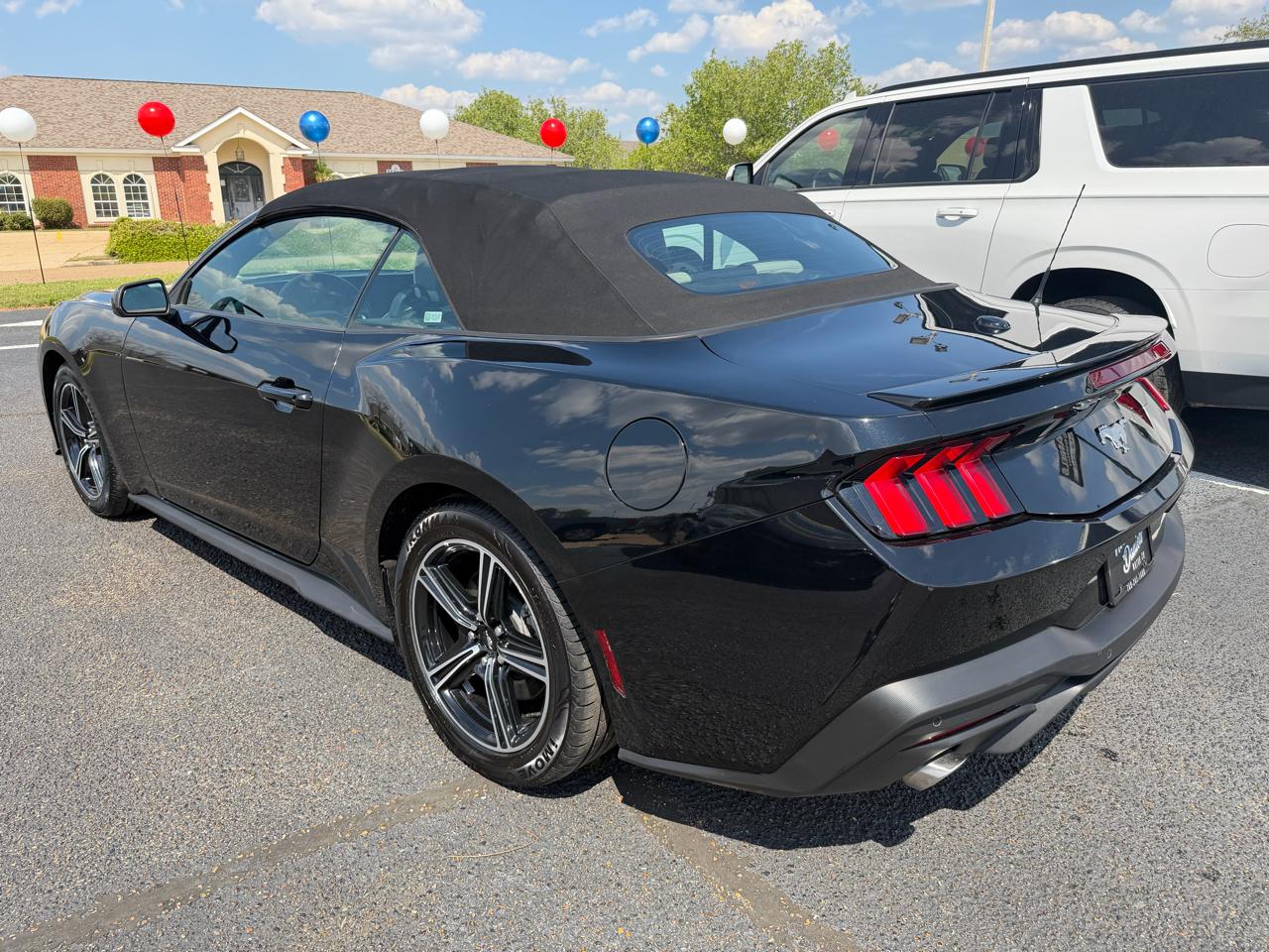 Ford Mustang EcoBoost Premium Convertible 2024