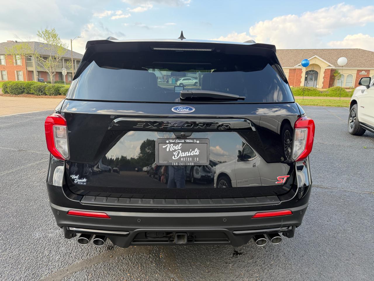 Ford Explorer ST AWD 2023