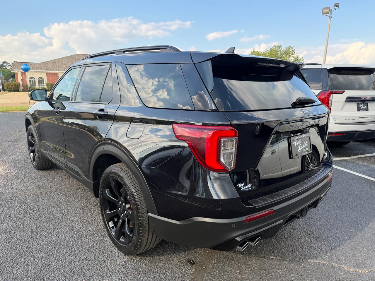 Ford Explorer ST AWD 2023