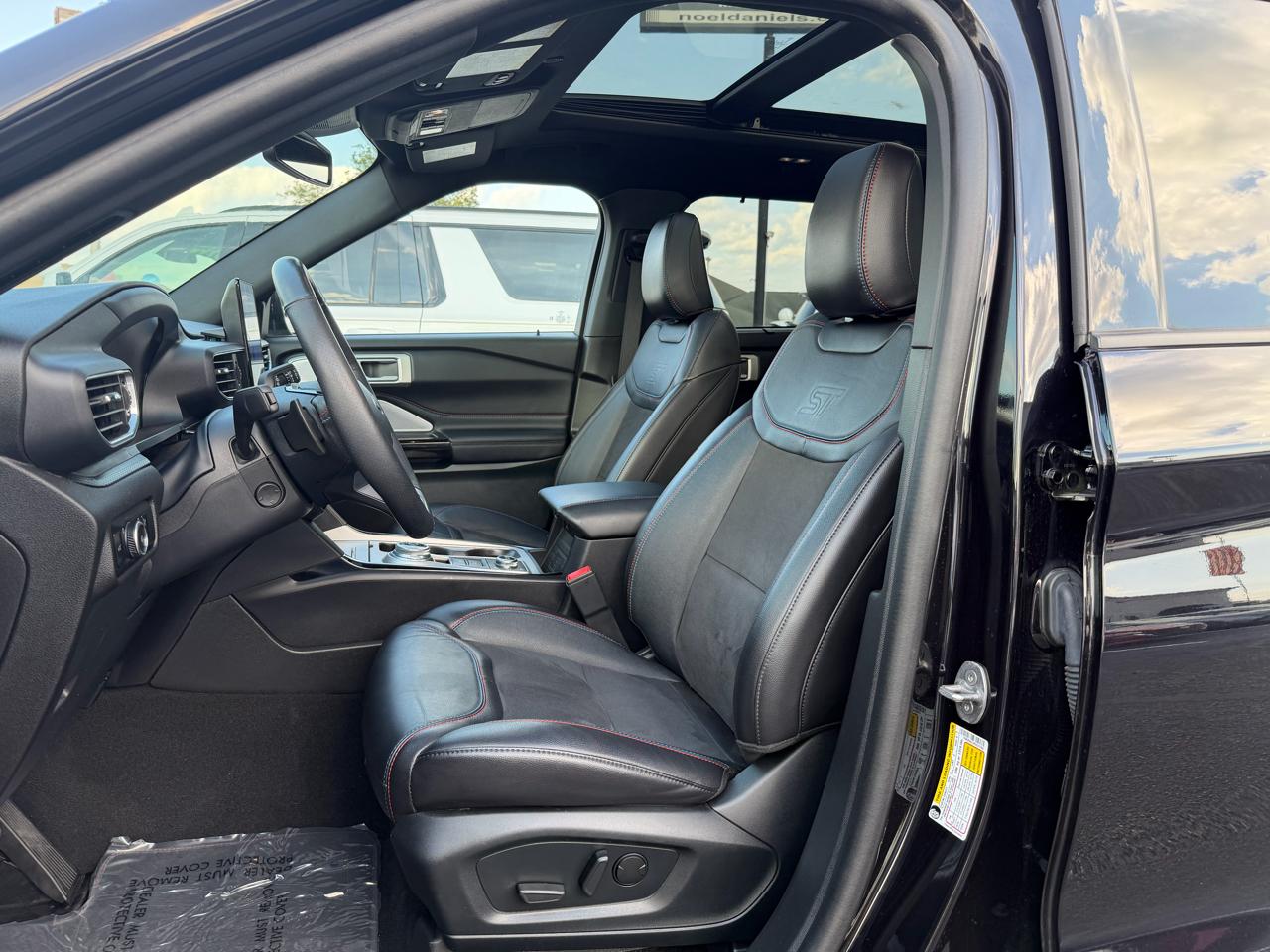 Ford Explorer ST AWD 2023