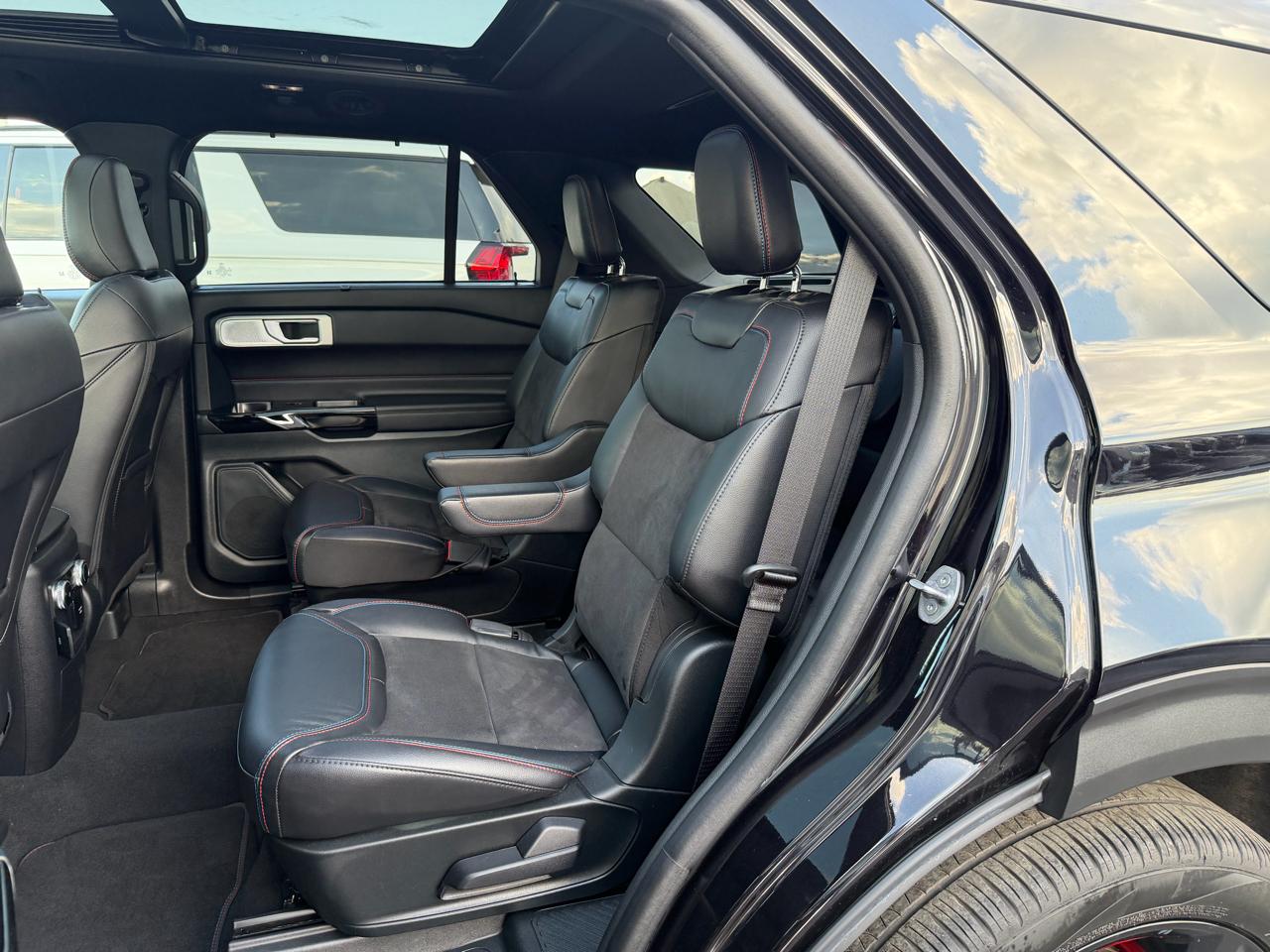 Ford Explorer ST AWD 2023