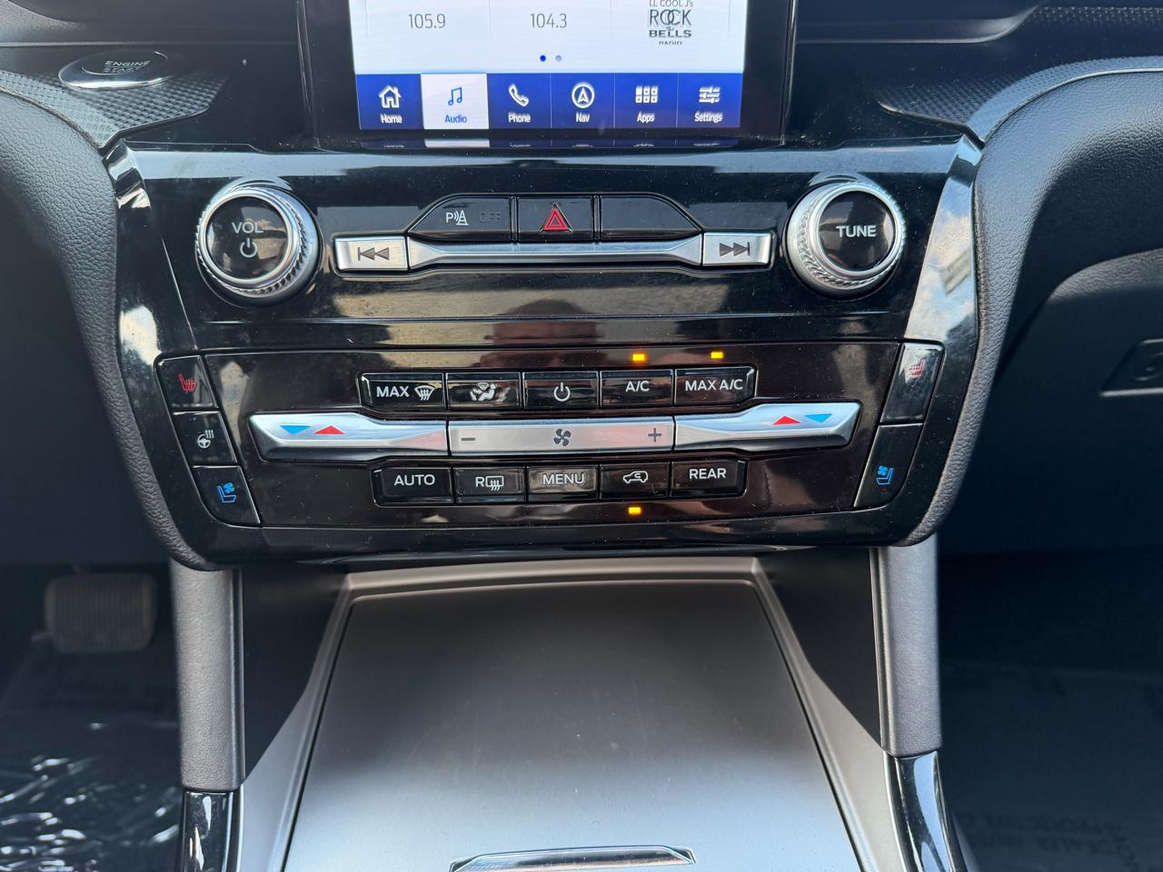 Ford Explorer ST AWD 2023