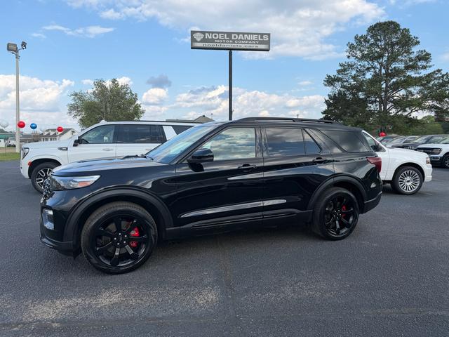 Black 2023 Ford Explorer ST AWD SUV / Crossover All-Wheel Drive Automatic