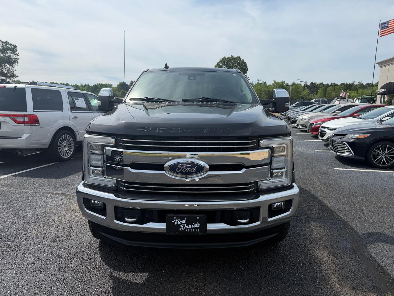 Ford F-250 SD Lariat Crew Cab 4WD 2019