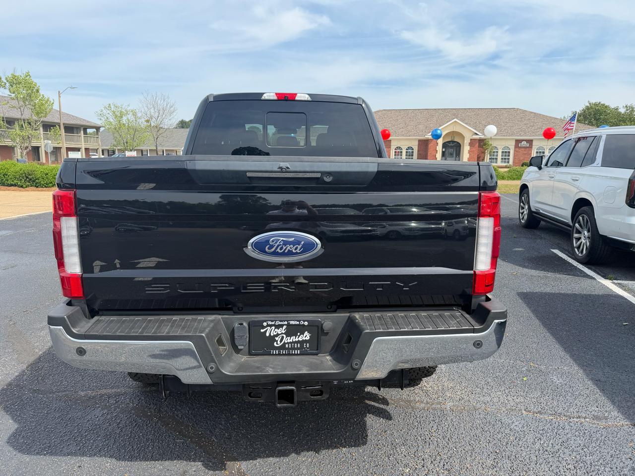 Ford F-250 SD Lariat Crew Cab 4WD 2019