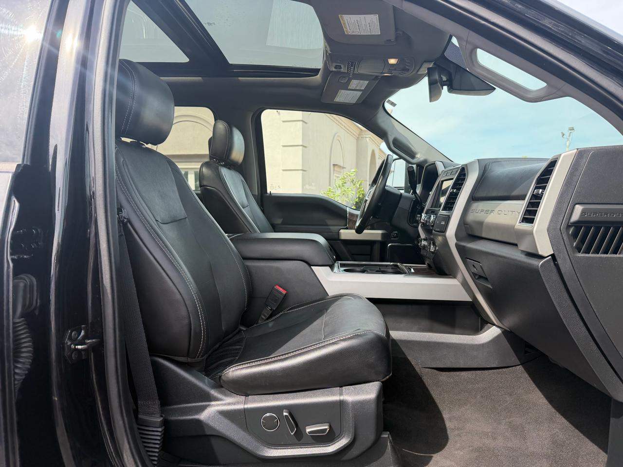 Ford F-250 SD Lariat Crew Cab 4WD 2019