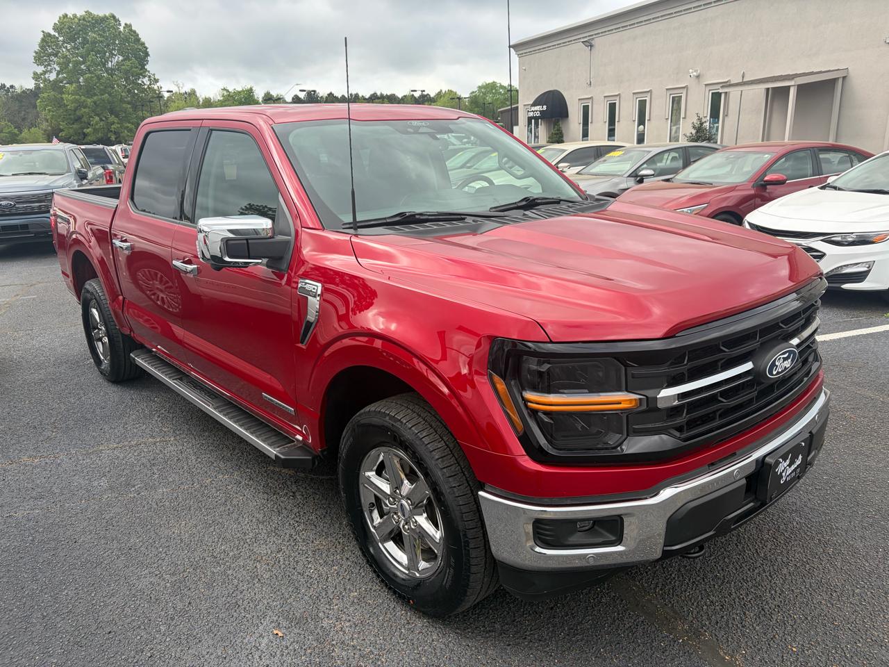 Ford F-150 XLT SuperCrew 4WD 2024