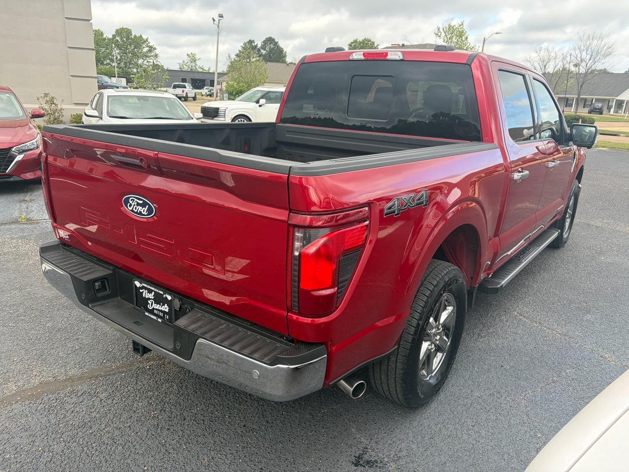 Ford F-150 XLT SuperCrew 4WD 2024