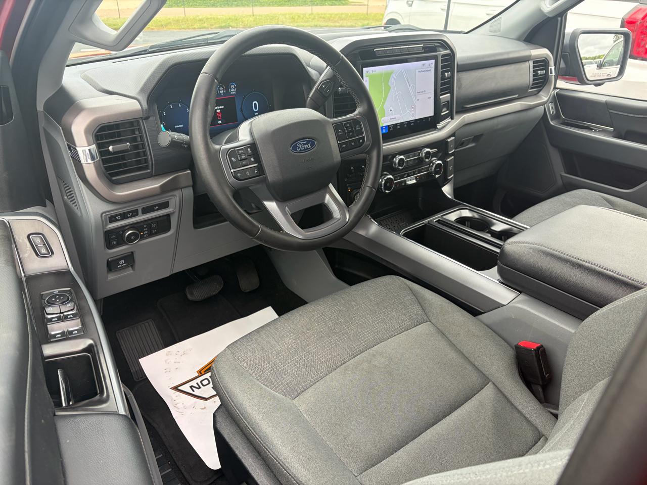 Ford F-150 XLT SuperCrew 4WD 2024