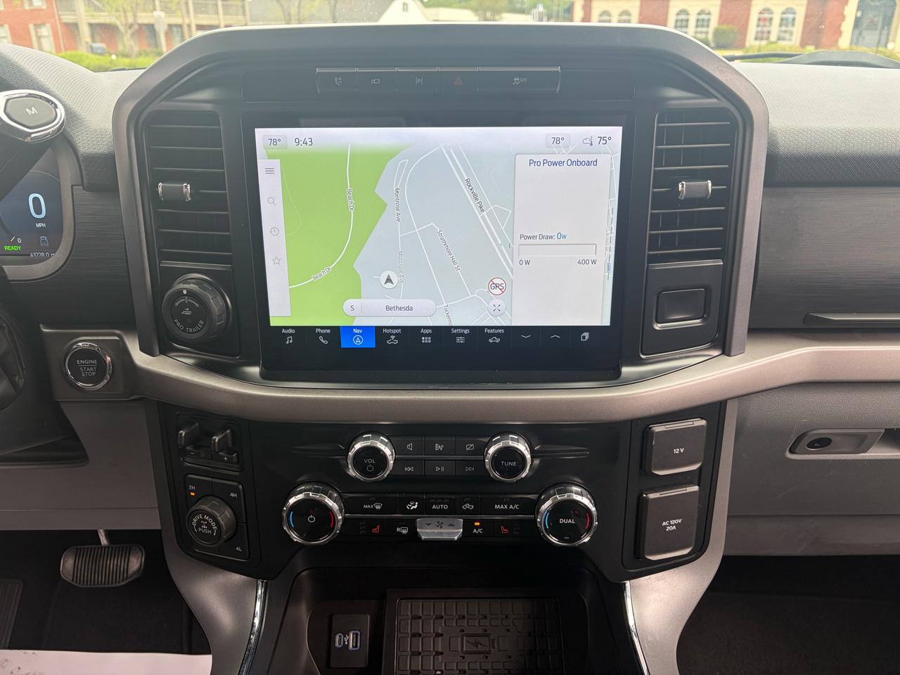 Ford F-150 XLT SuperCrew 4WD 2024