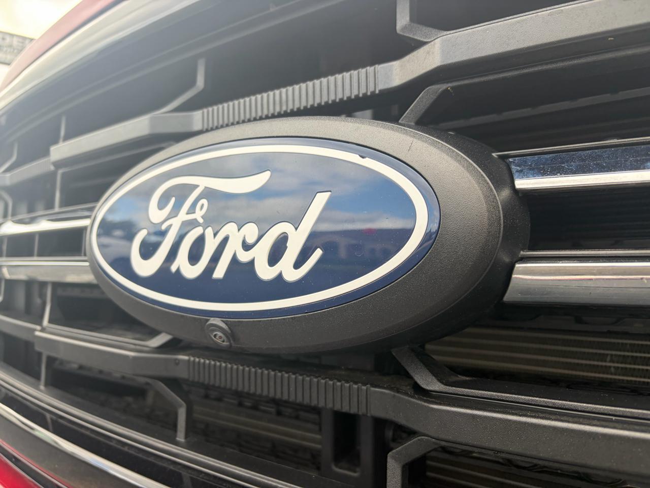 Ford F-150 XLT SuperCrew 4WD 2024