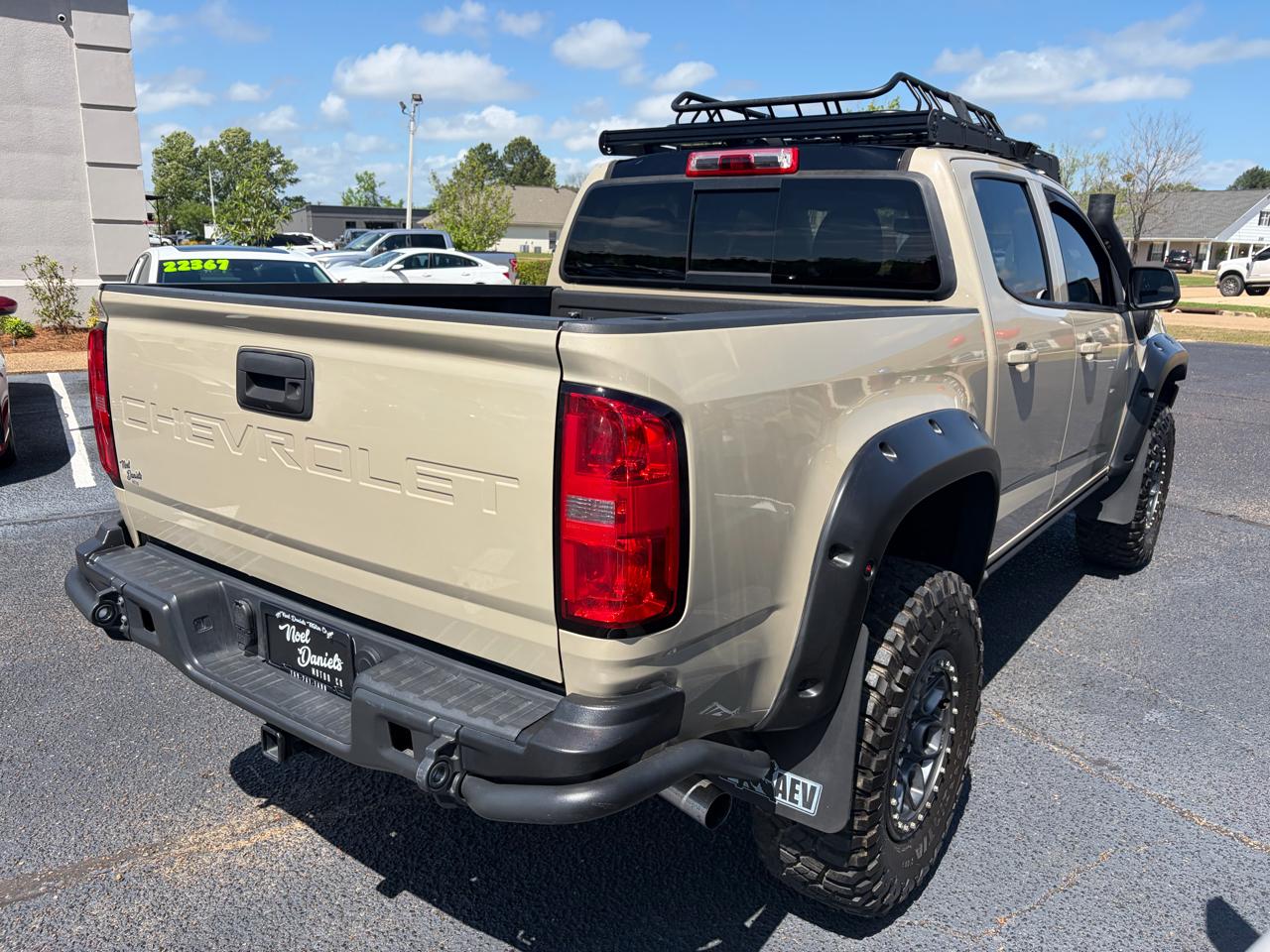 View vehicle photo 5