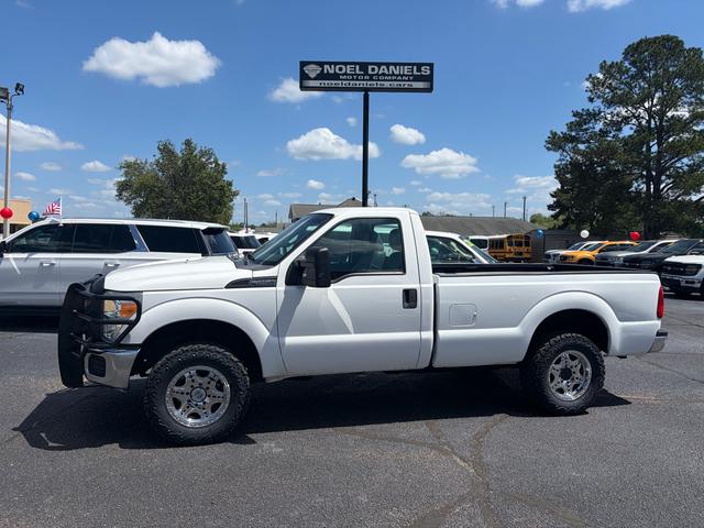White 2016 Ford F-250 Super Duty XL LB 4WD Pickup Truck Four-Wheel Drive Automatic