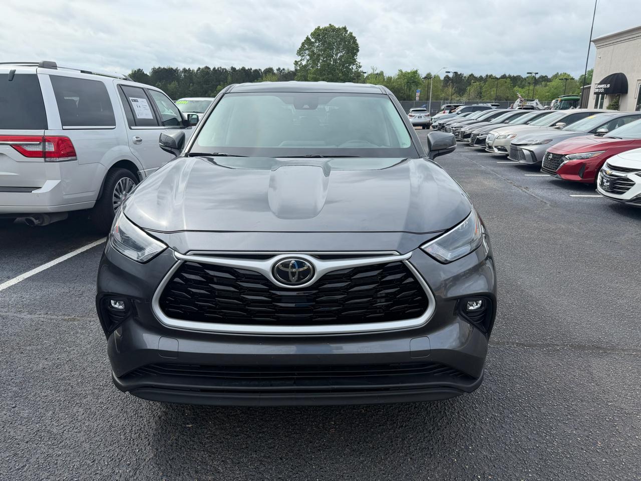 Toyota Highlander LE AWD (Natl) 2024