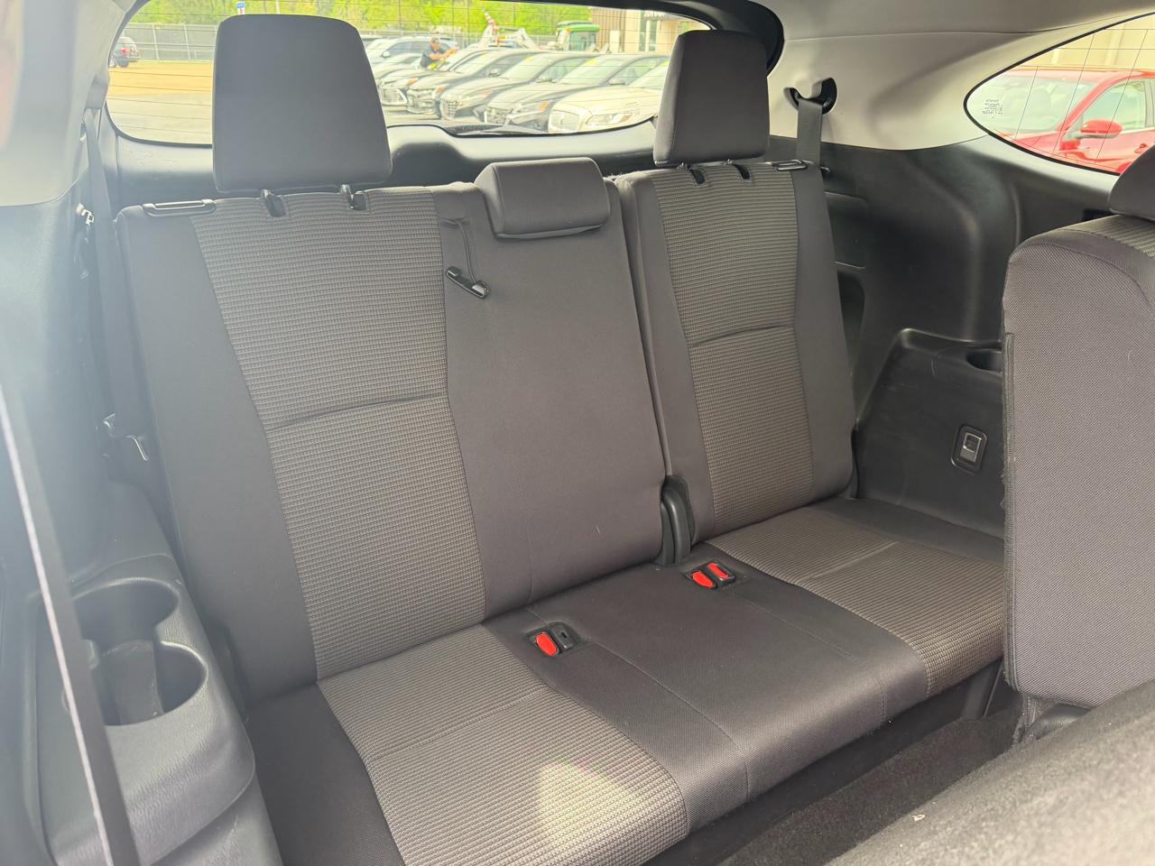 Toyota Highlander LE AWD (Natl) 2024