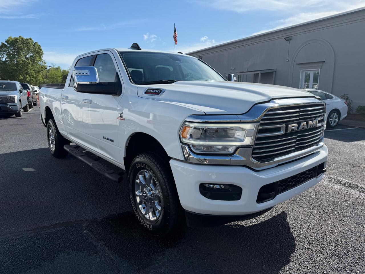 RAM 2500 Laramie Crew Cab SWB 4WD 2024