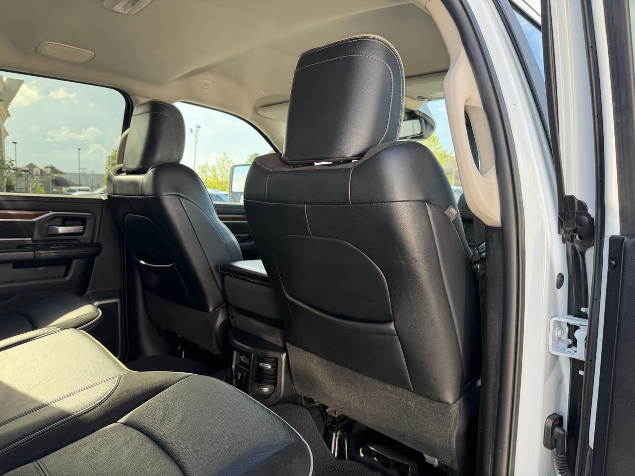 RAM 2500 Laramie Crew Cab SWB 4WD 2024