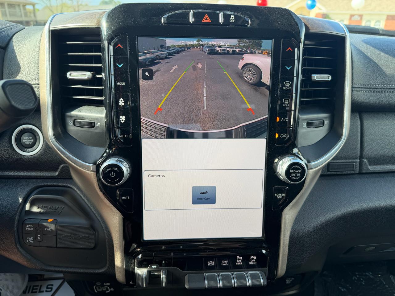 RAM 2500 Laramie Crew Cab SWB 4WD 2024