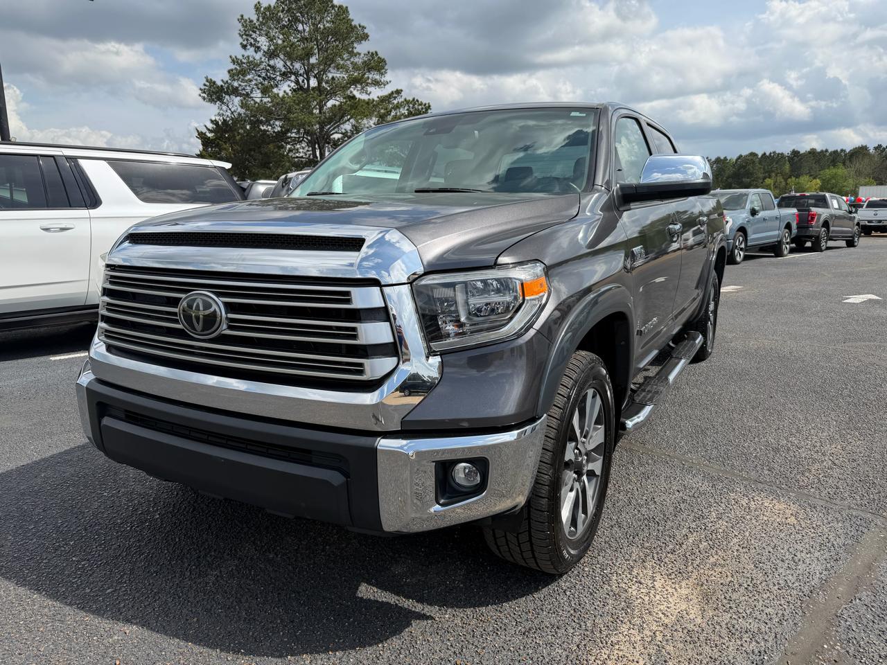 Toyota Tundra Limited 5.7L CrewMax 2WD 2020