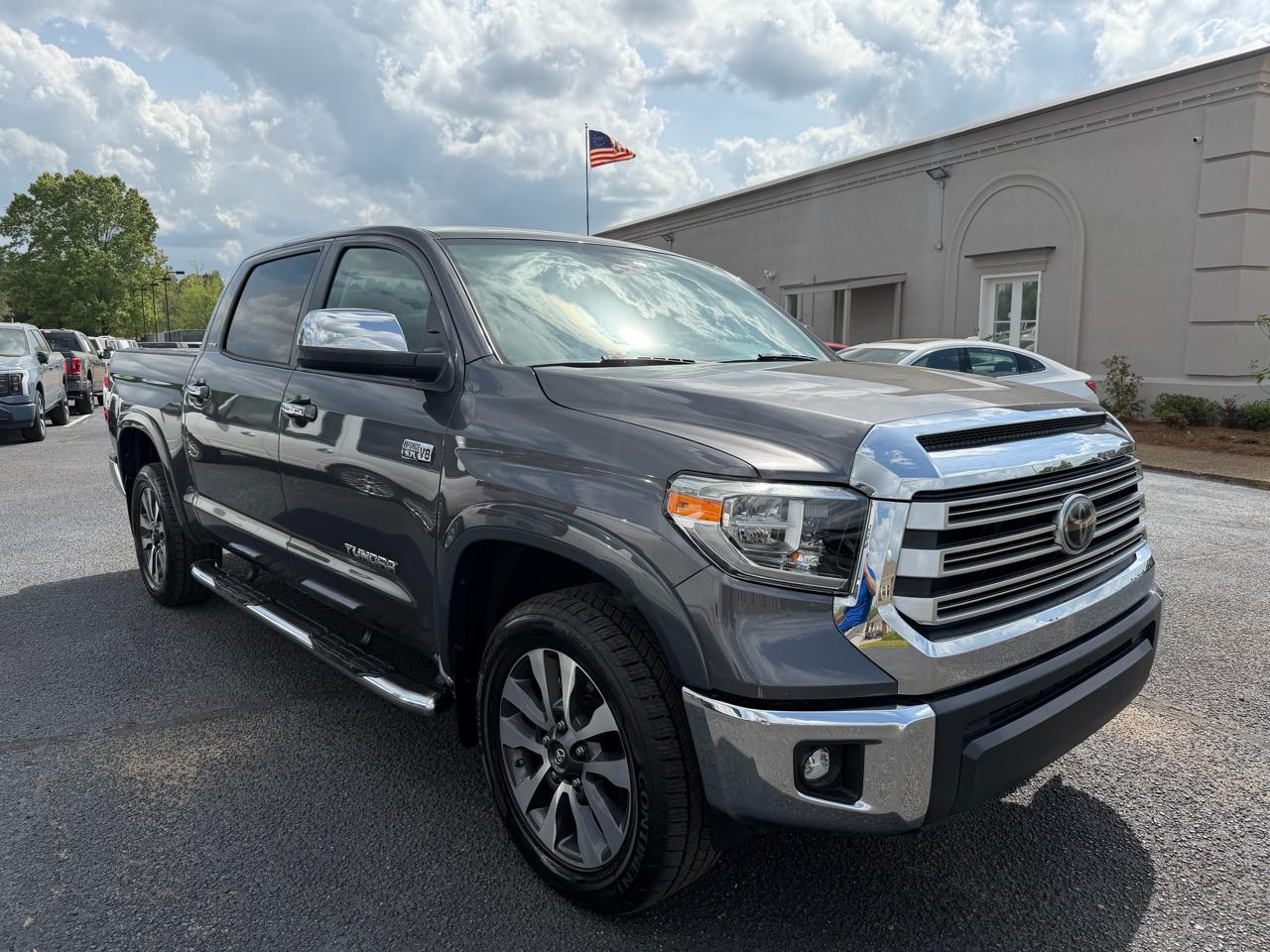 Toyota Tundra Limited 5.7L CrewMax 2WD 2020