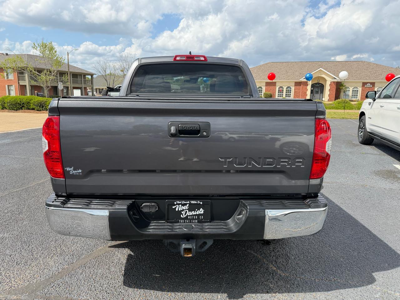 Toyota Tundra Limited 5.7L CrewMax 2WD 2020