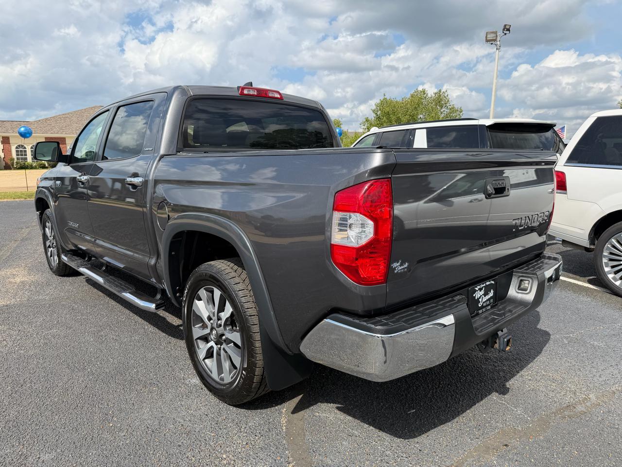 Toyota Tundra Limited 5.7L CrewMax 2WD 2020