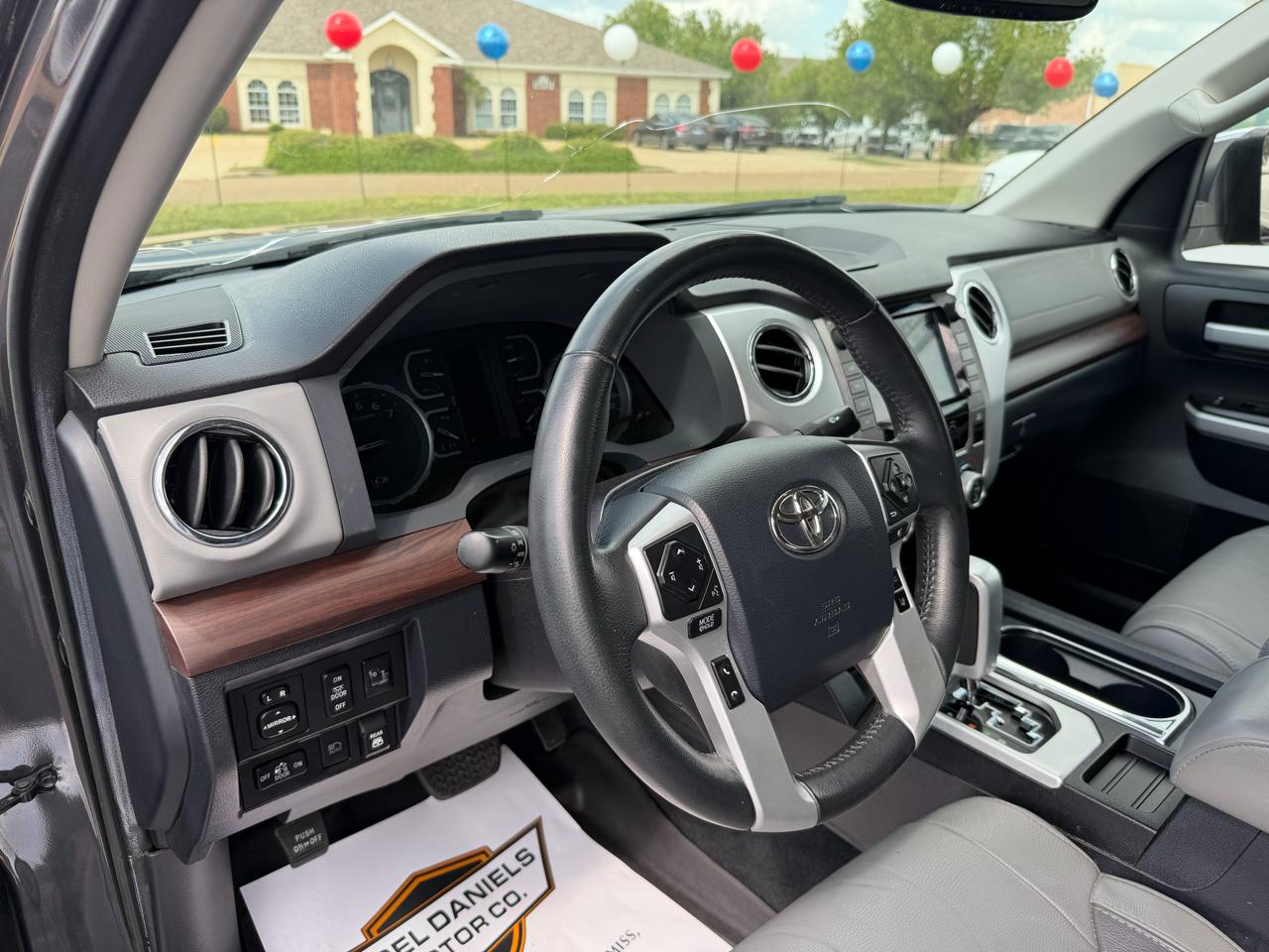 Toyota Tundra Limited 5.7L CrewMax 2WD 2020