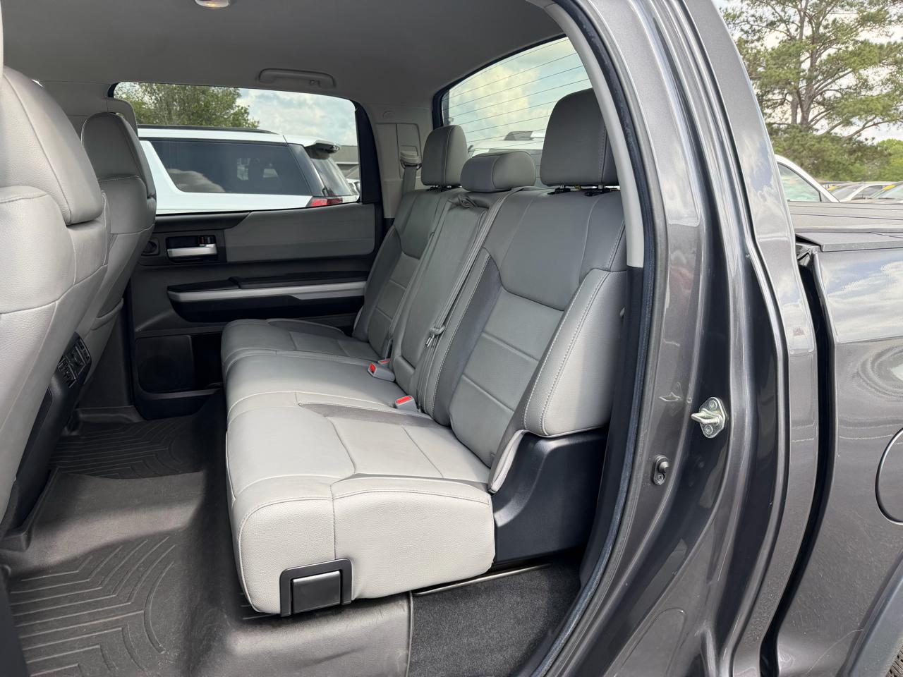 Toyota Tundra Limited 5.7L CrewMax 2WD 2020