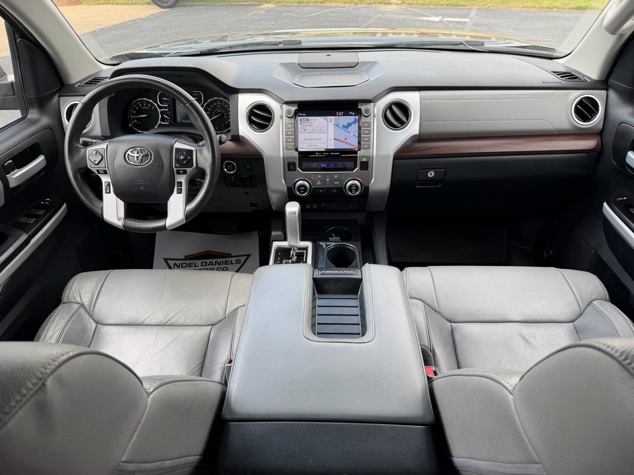 Toyota Tundra Limited 5.7L CrewMax 2WD 2020