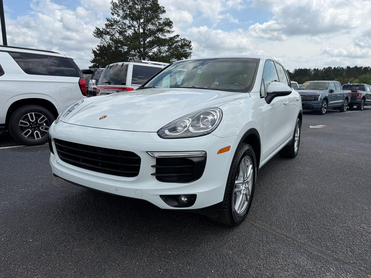 Porsche Cayenne Base 2016