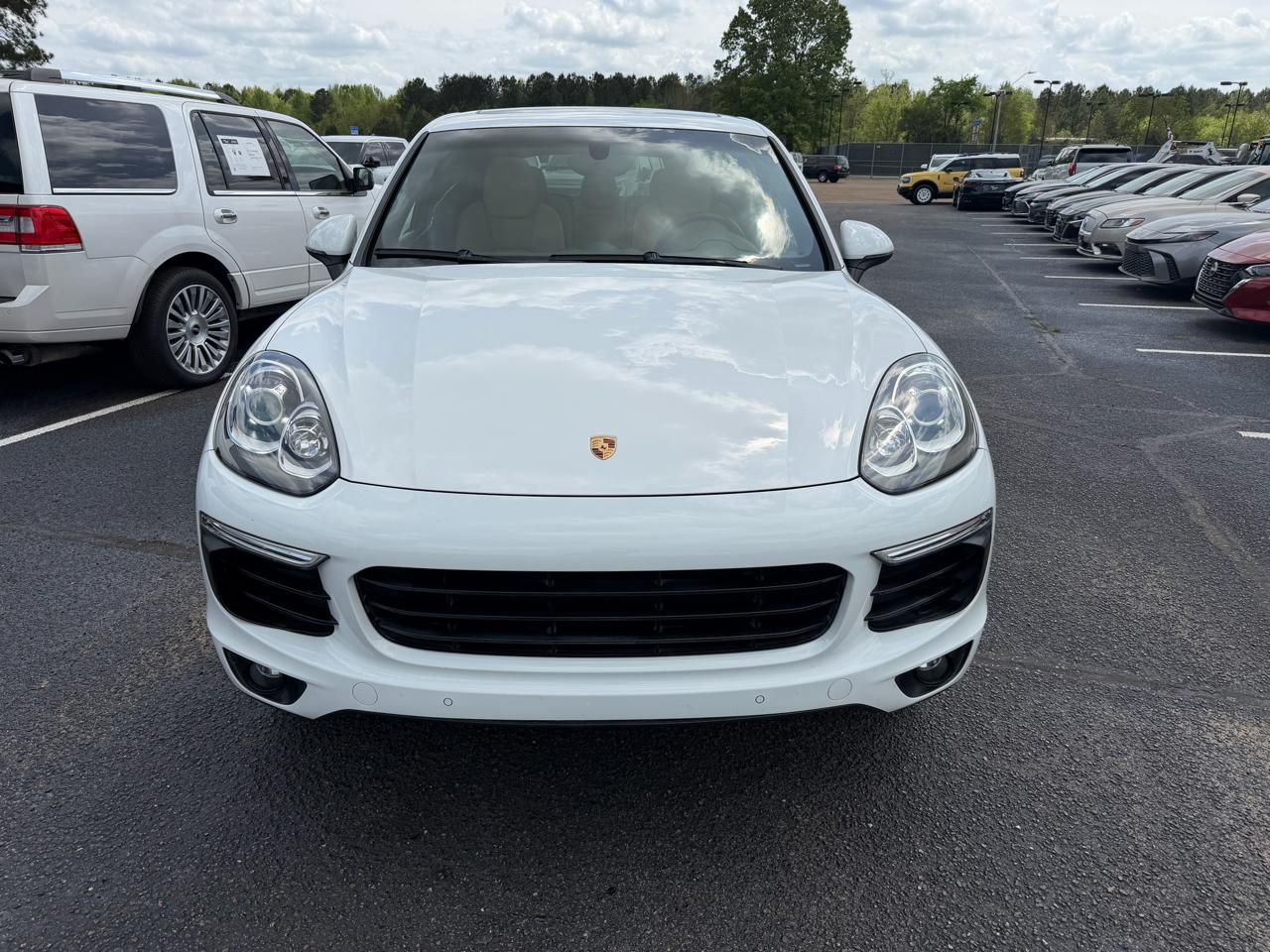 Porsche Cayenne Base 2016