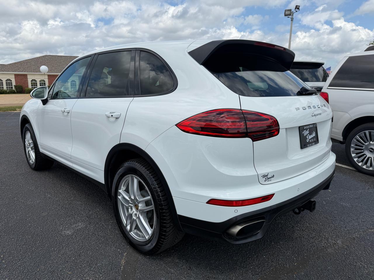 Porsche Cayenne Base 2016