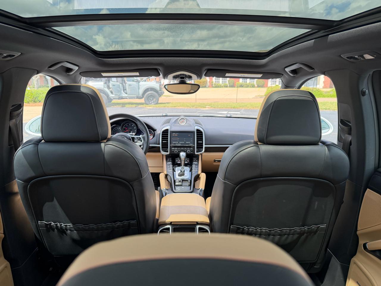 Porsche Cayenne Base 2016