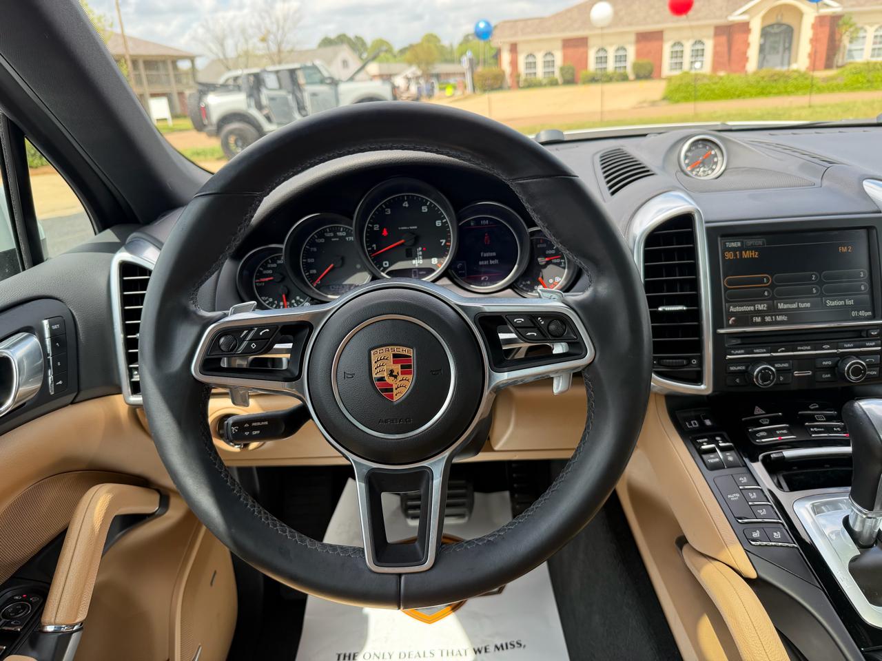 Porsche Cayenne Base 2016