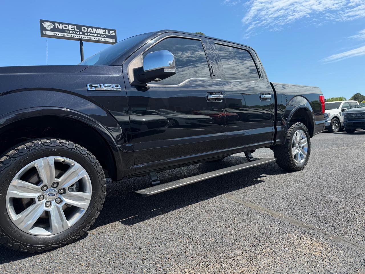 Ford F-150 Platinum SuperCrew 5.5-ft. Bed 4WD 2019
