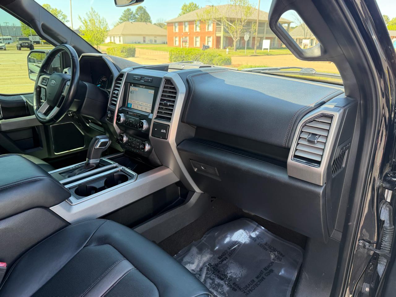 Ford F-150 Platinum SuperCrew 5.5-ft. Bed 4WD 2019