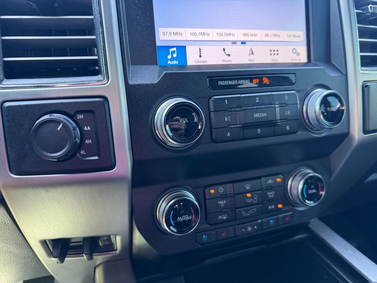 Ford F-150 Platinum SuperCrew 5.5-ft. Bed 4WD 2019