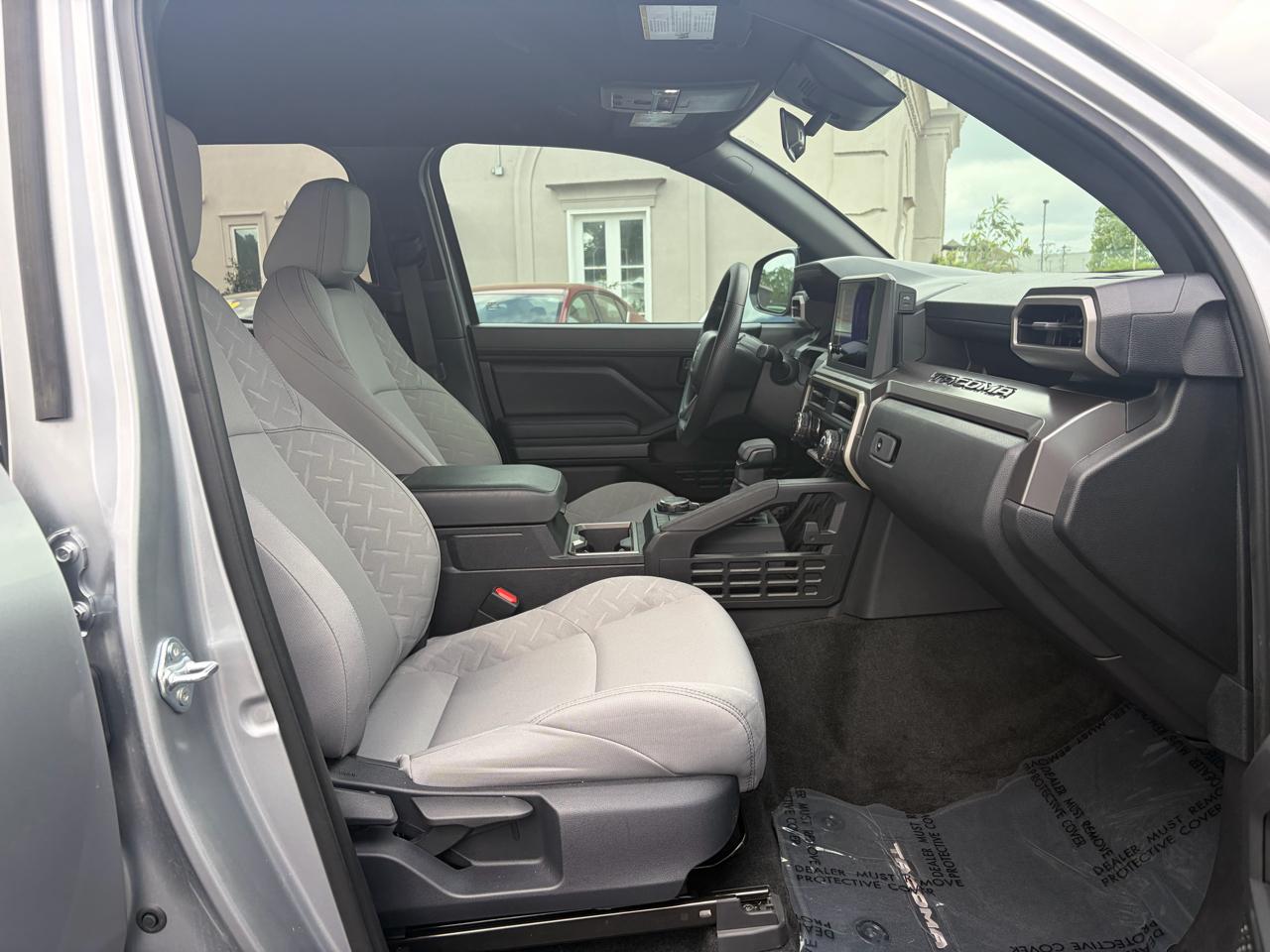 Toyota Tacoma SR5 Dbl Cab 4WD at 2025