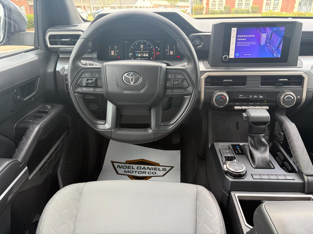 Toyota Tacoma SR5 Dbl Cab 4WD at 2025