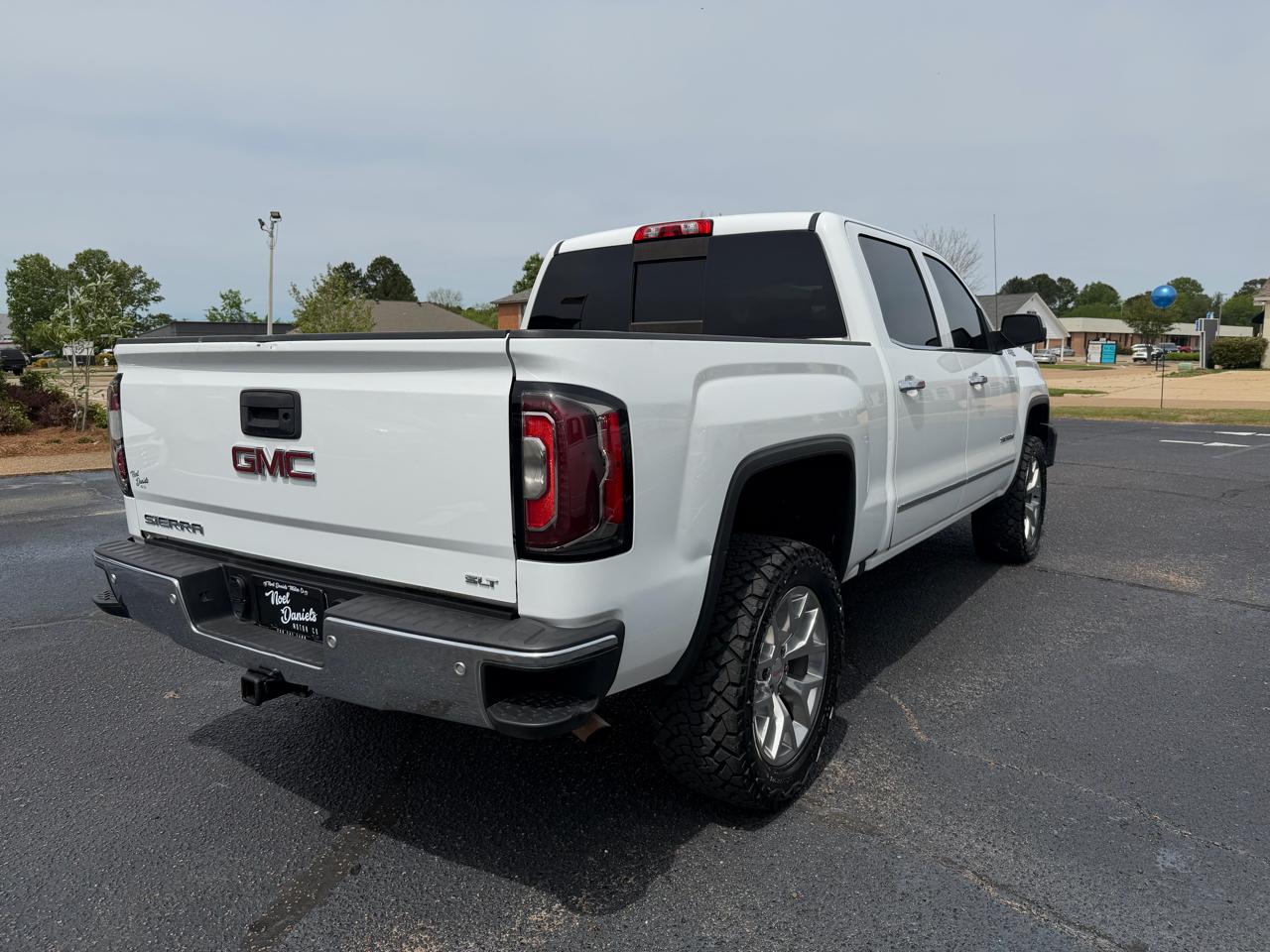 GMC Sierra 1500 SLT Crew Cab 4WD 2018