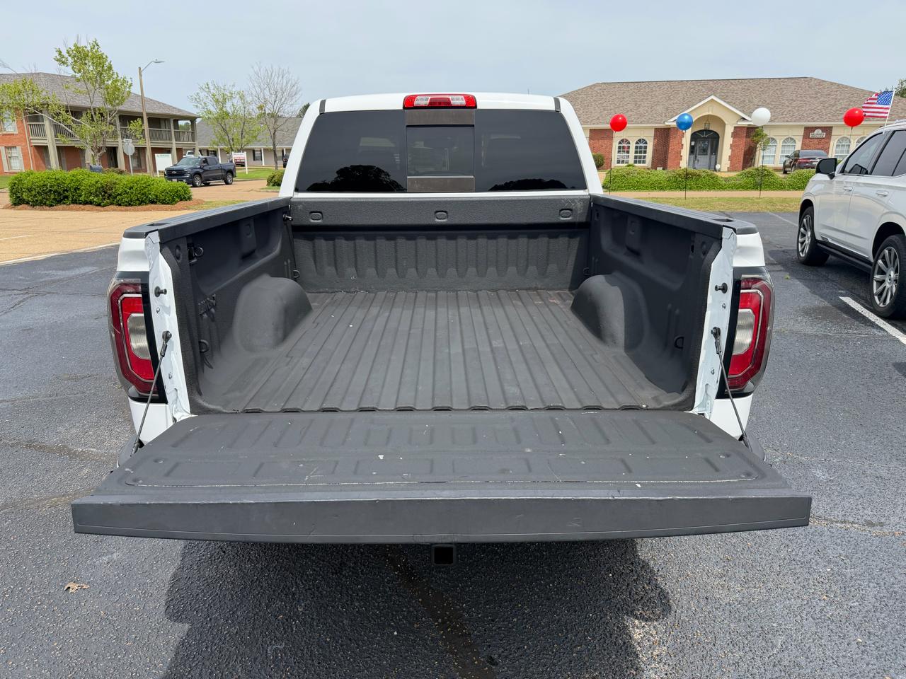 GMC Sierra 1500 SLT Crew Cab 4WD 2018