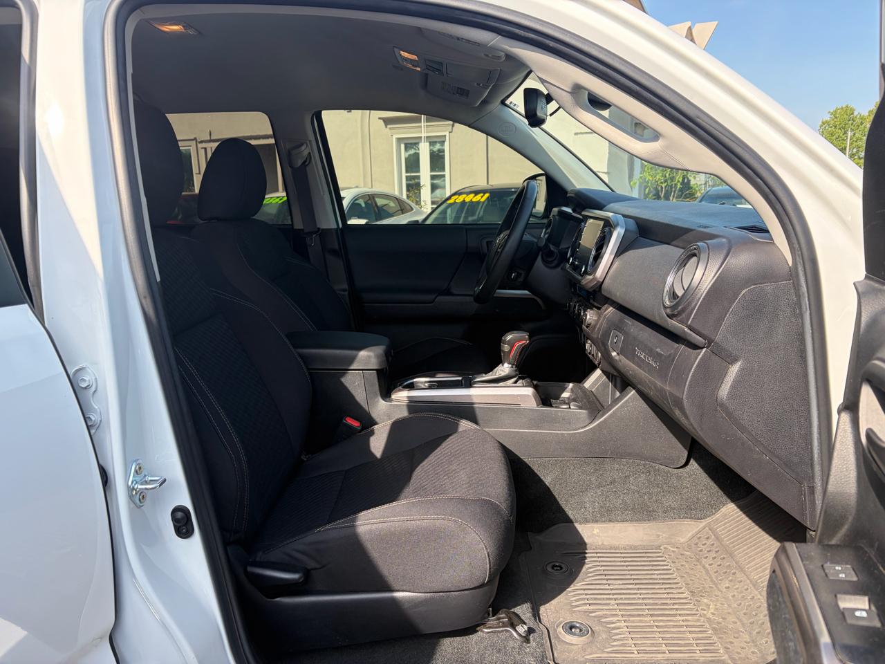 Toyota Tacoma Trail Dbl Cab 4WD V6 at 2023