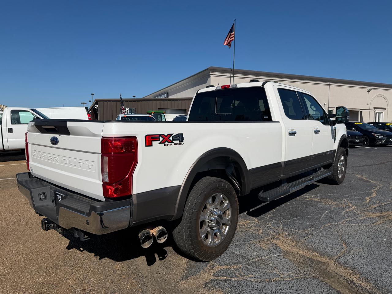 Ford F-250 SD Lariat Crew Cab 4WD 2022